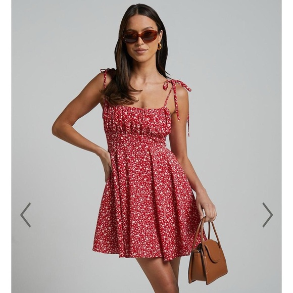 SUMMER JAM MINI DRESS - STRAPPY SLIP DRESS IN RED FLORAL PRINT SHOWPO - Picture 2 of 3